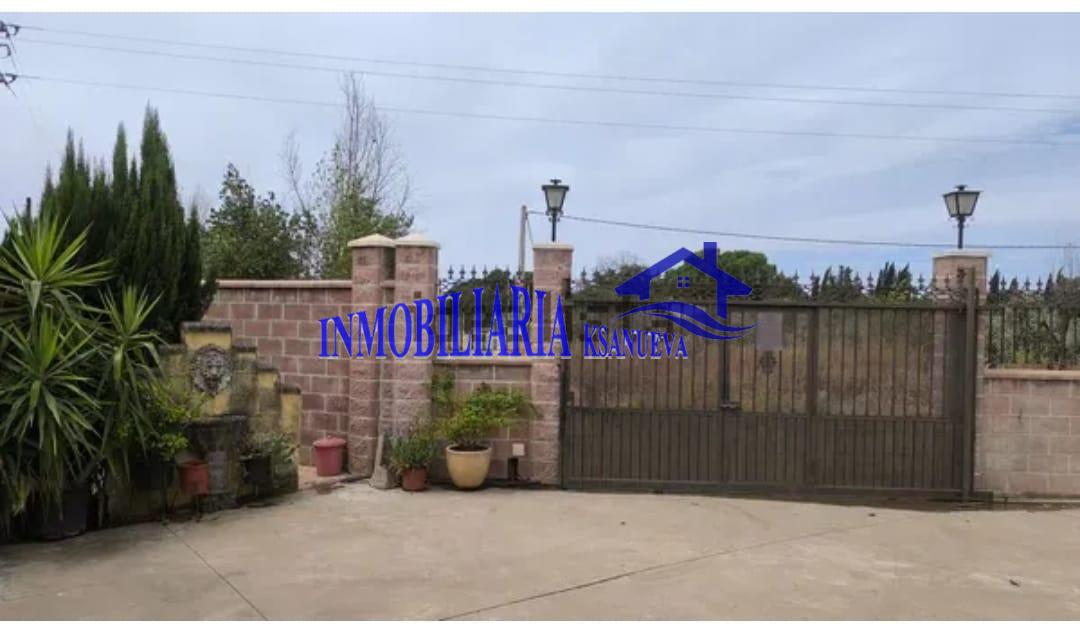 For sale of chalet in Córdoba