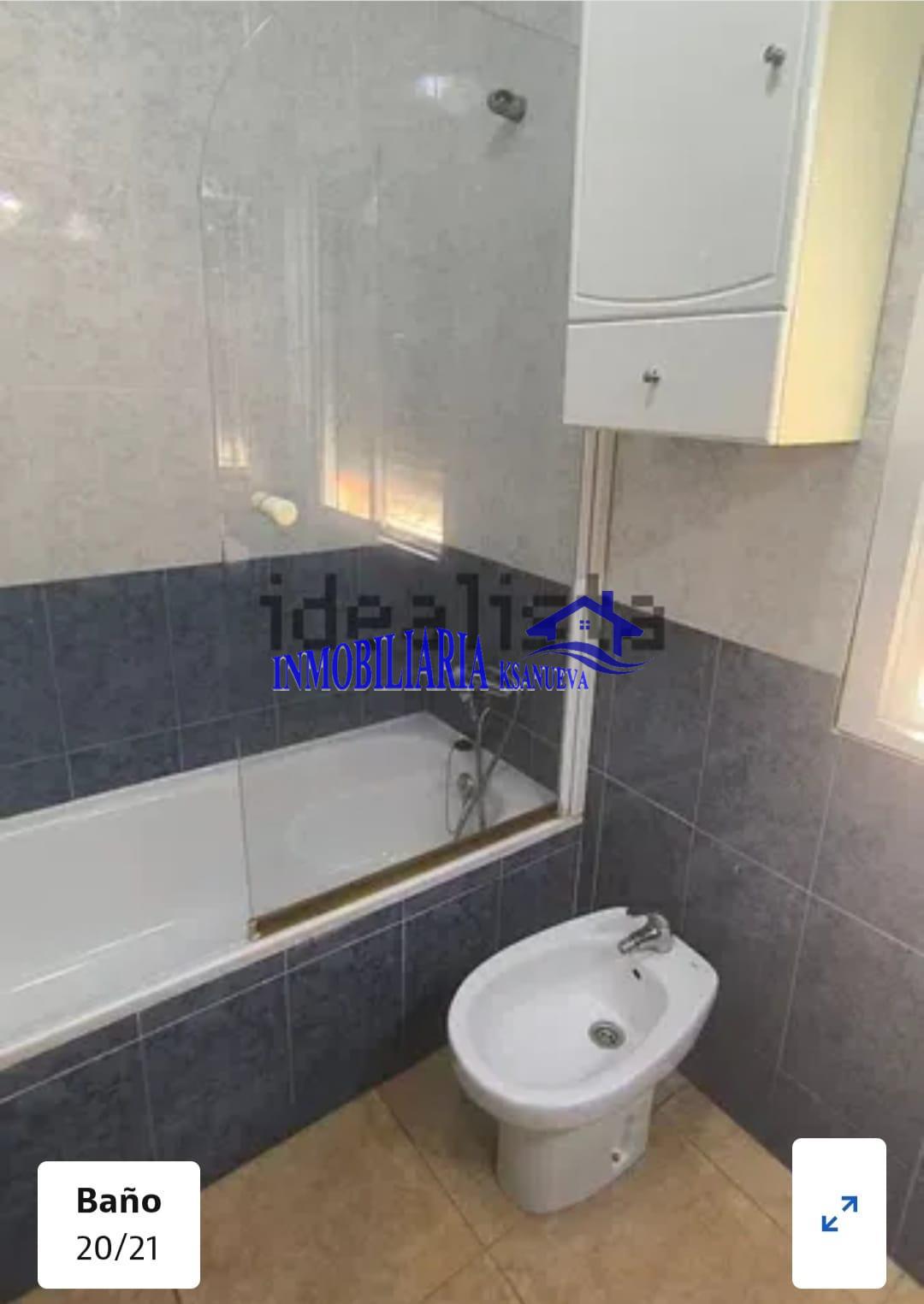 For sale of chalet in Córdoba