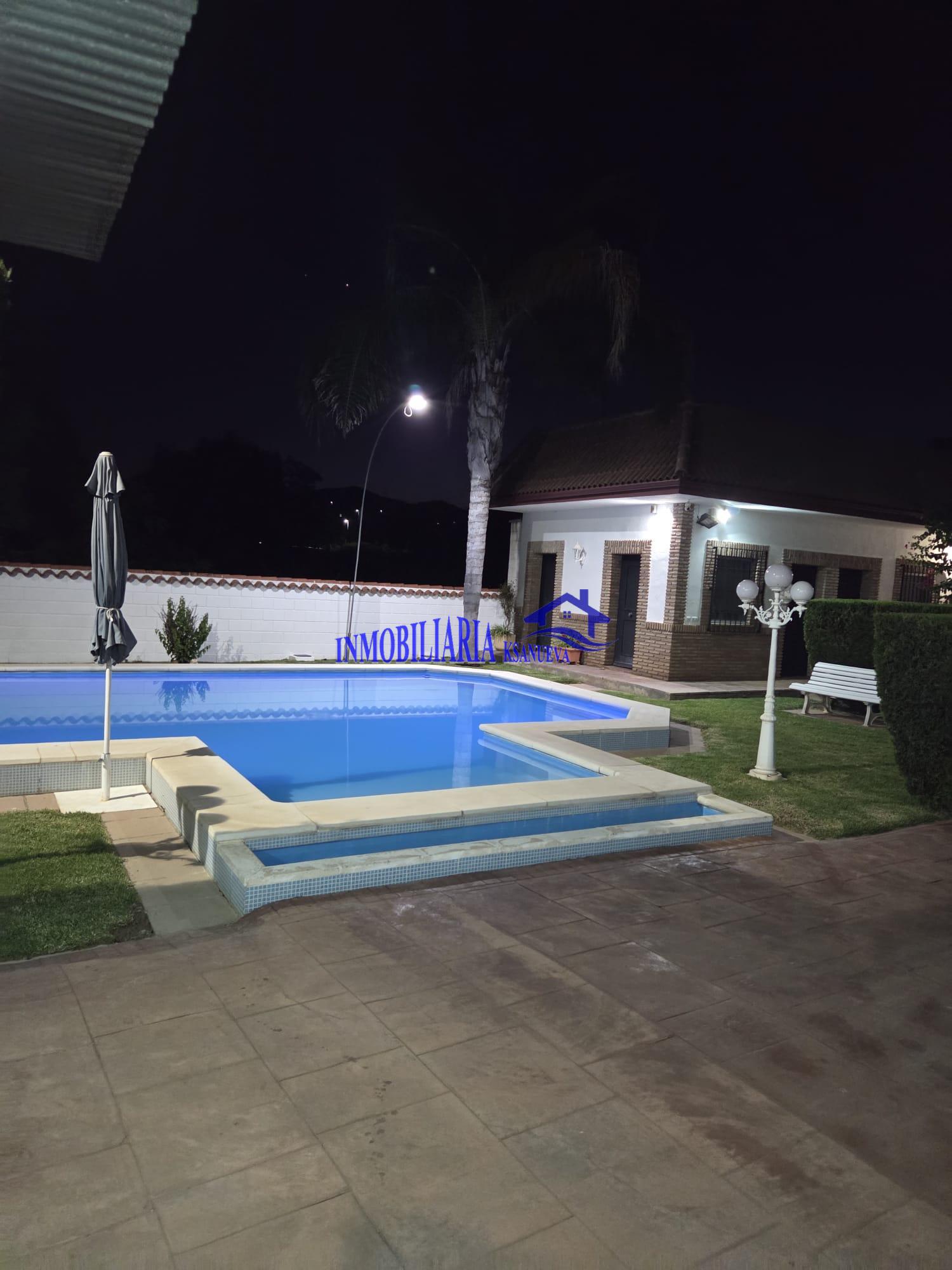 Venta de chalet en Córdoba