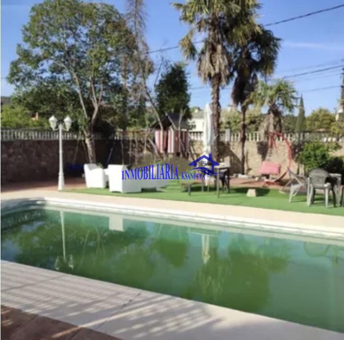 Venta de chalet en Córdoba
