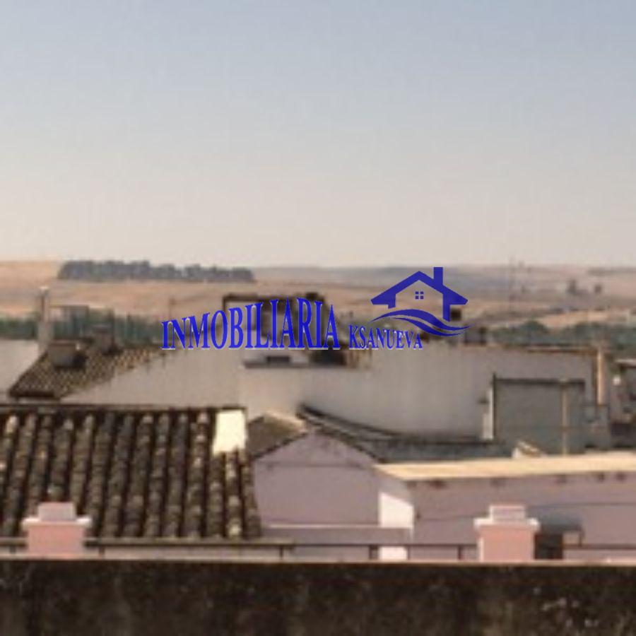 For sale of house in Córdoba