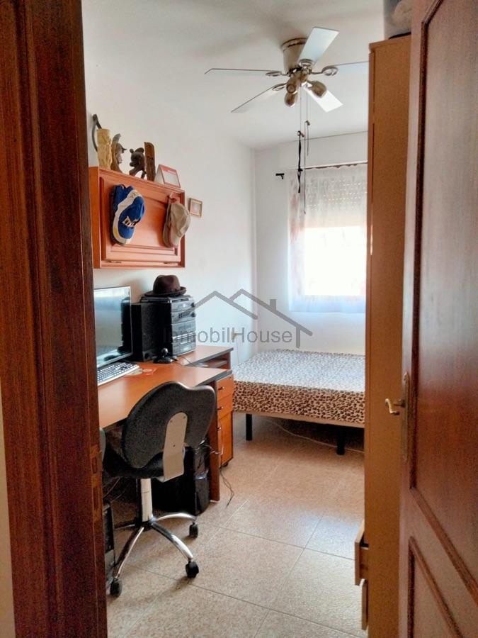 For rent of apartment in San Isidro de Abona
