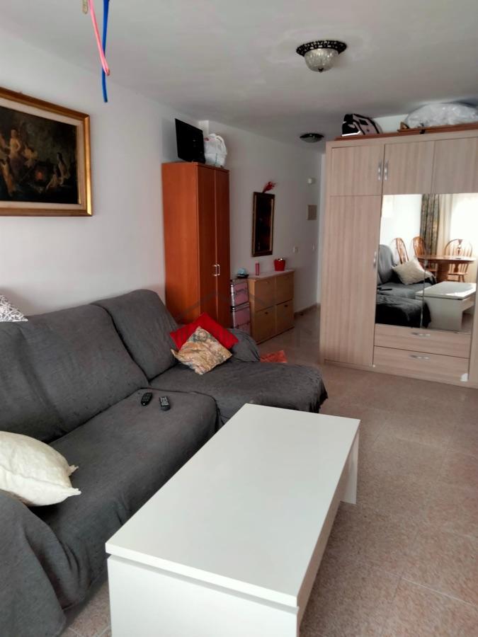 Salgai  apartamentu  San Isidro de Abona