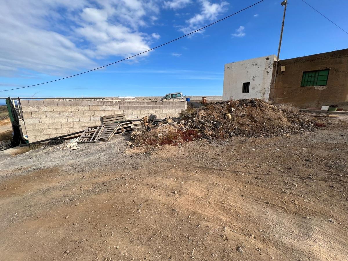 Venda de chão em San Isidro de Abona