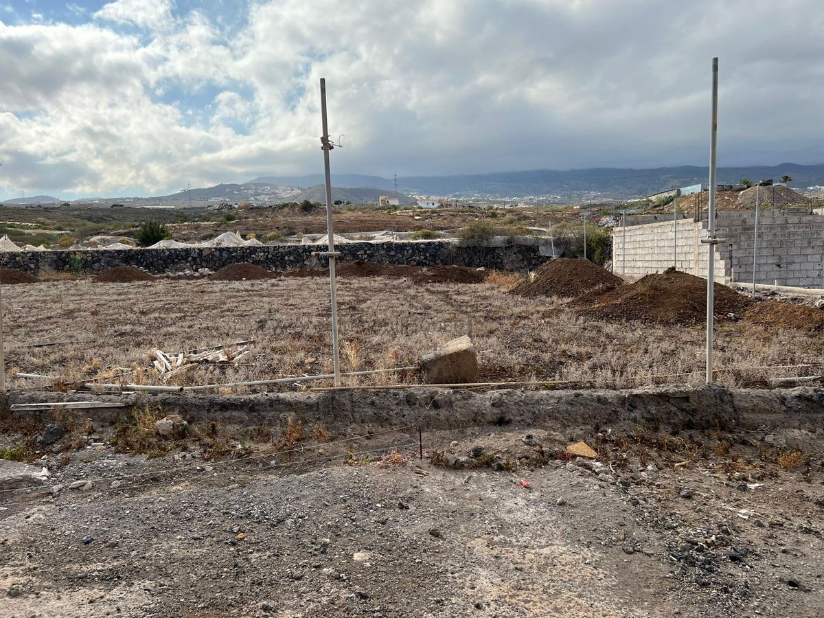 Venta de terreno en San Isidro de Abona