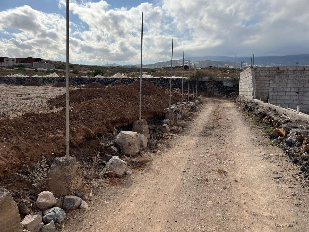 Venda de chão em San Isidro de Abona