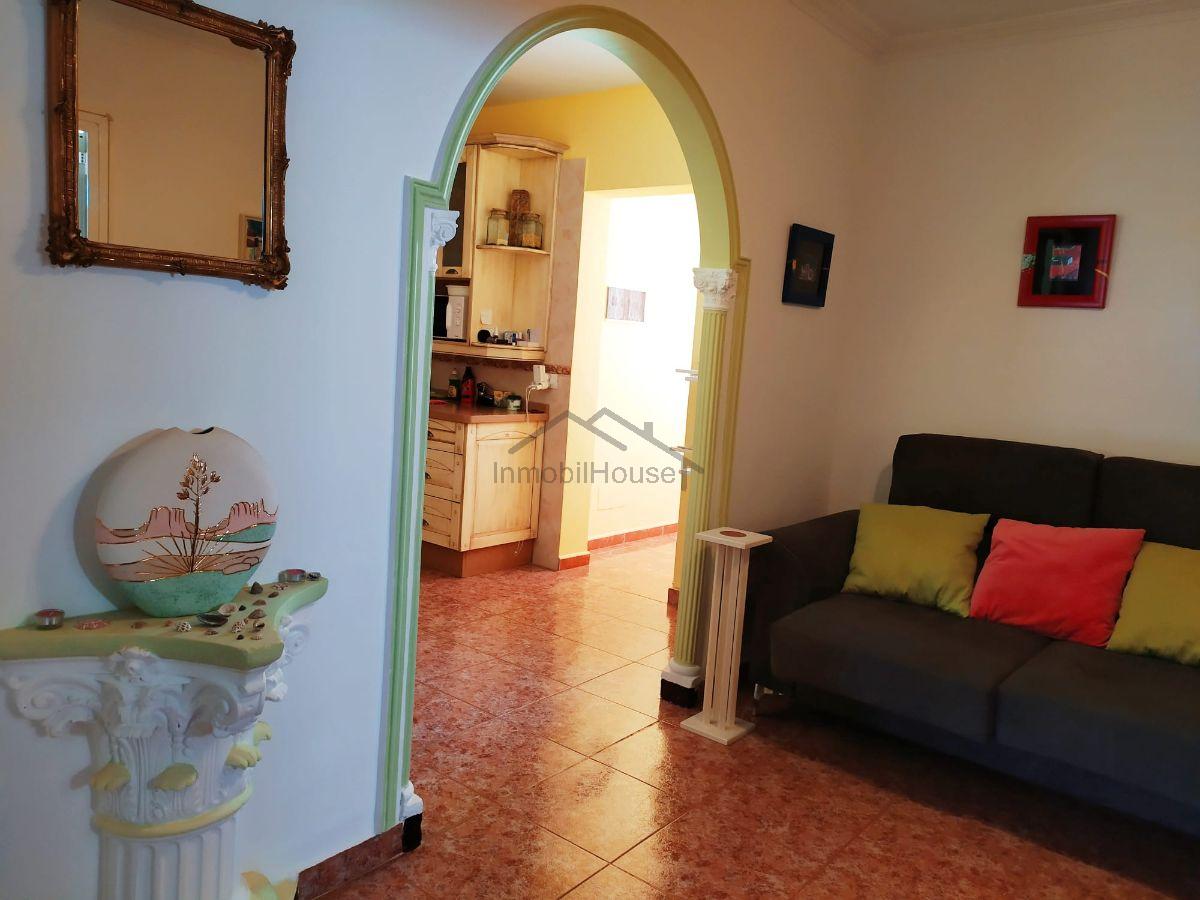 For sale of house in Arico