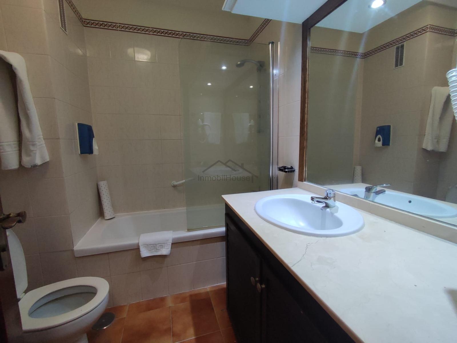For sale of apartment in Golf del sur
