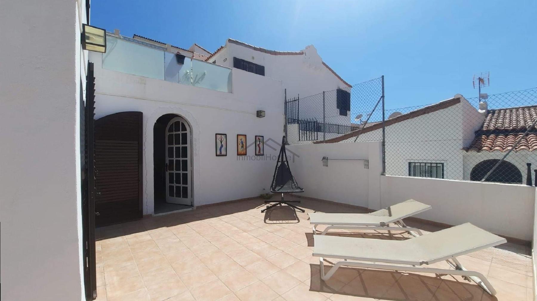Продажа от

 Домa на Costa Adeje