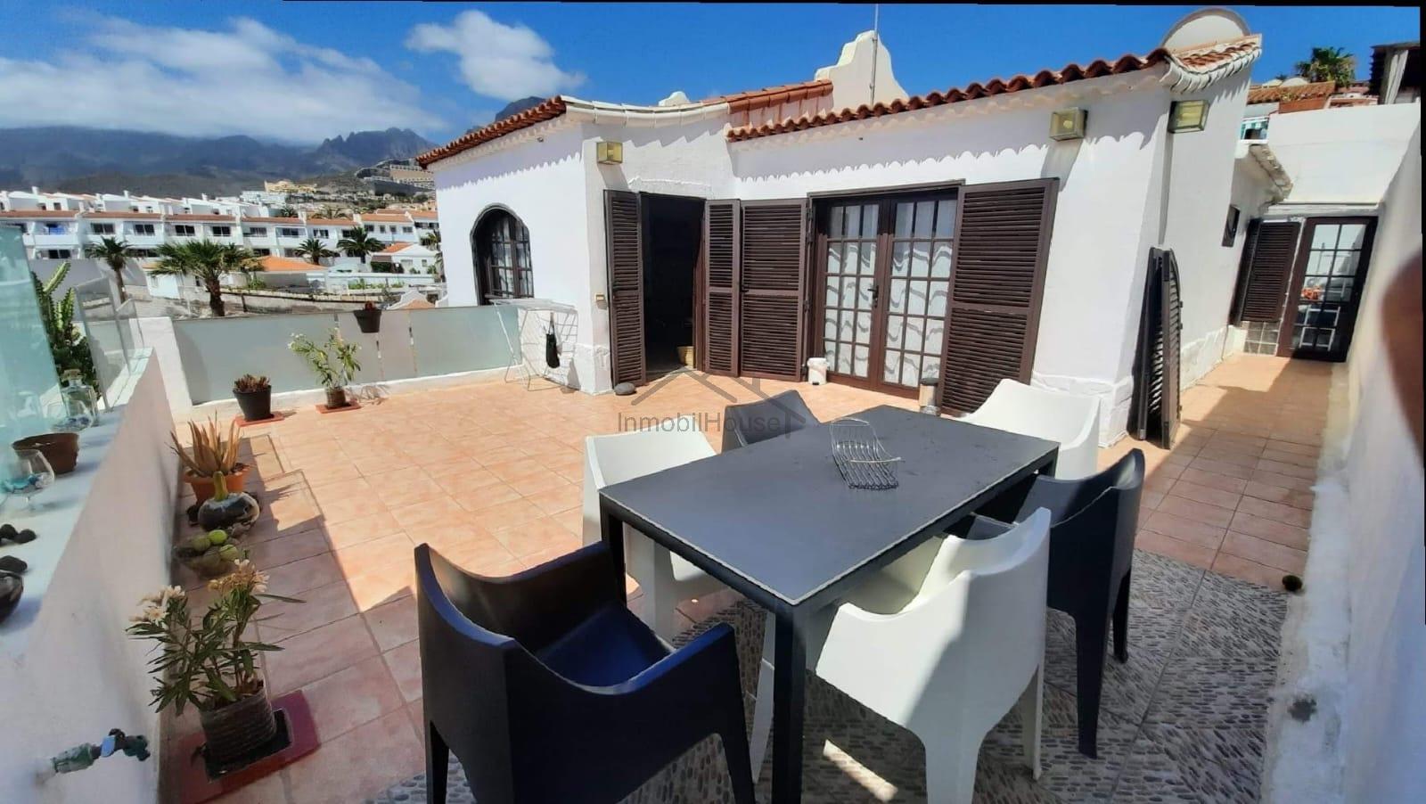 Продажа от

 Домa на Costa Adeje