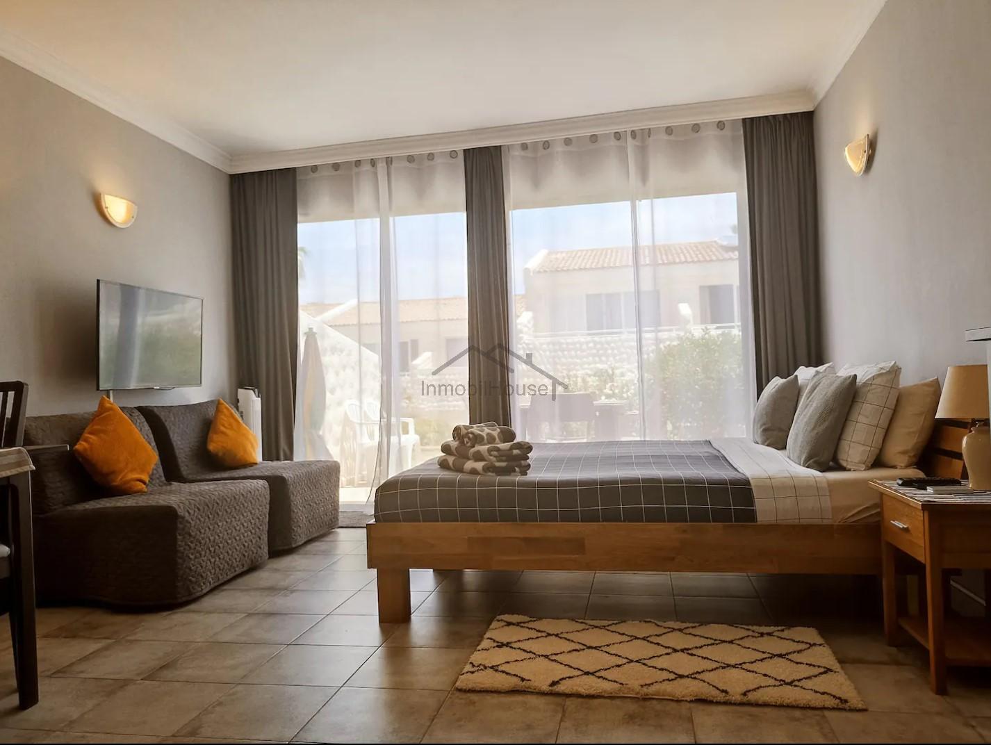 For sale of study in Playa de las Américas