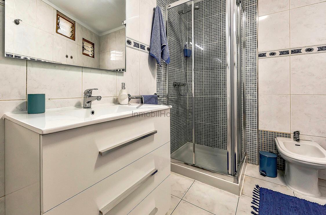 For sale of apartment in Los Cristianos