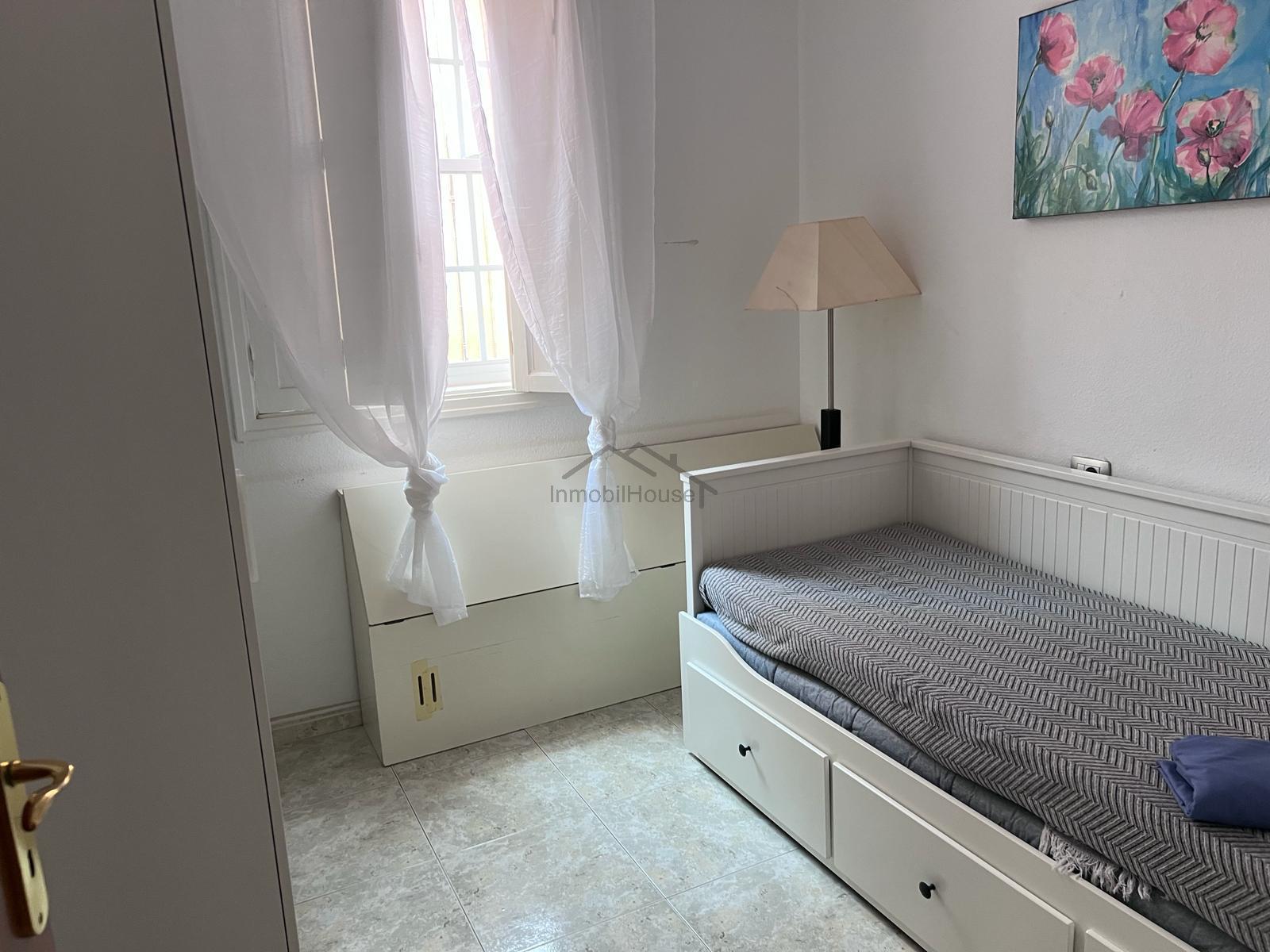 For sale of house in Arona