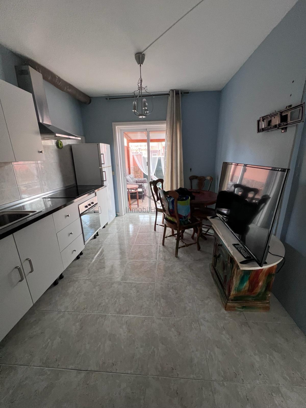 For sale of house in Arona
