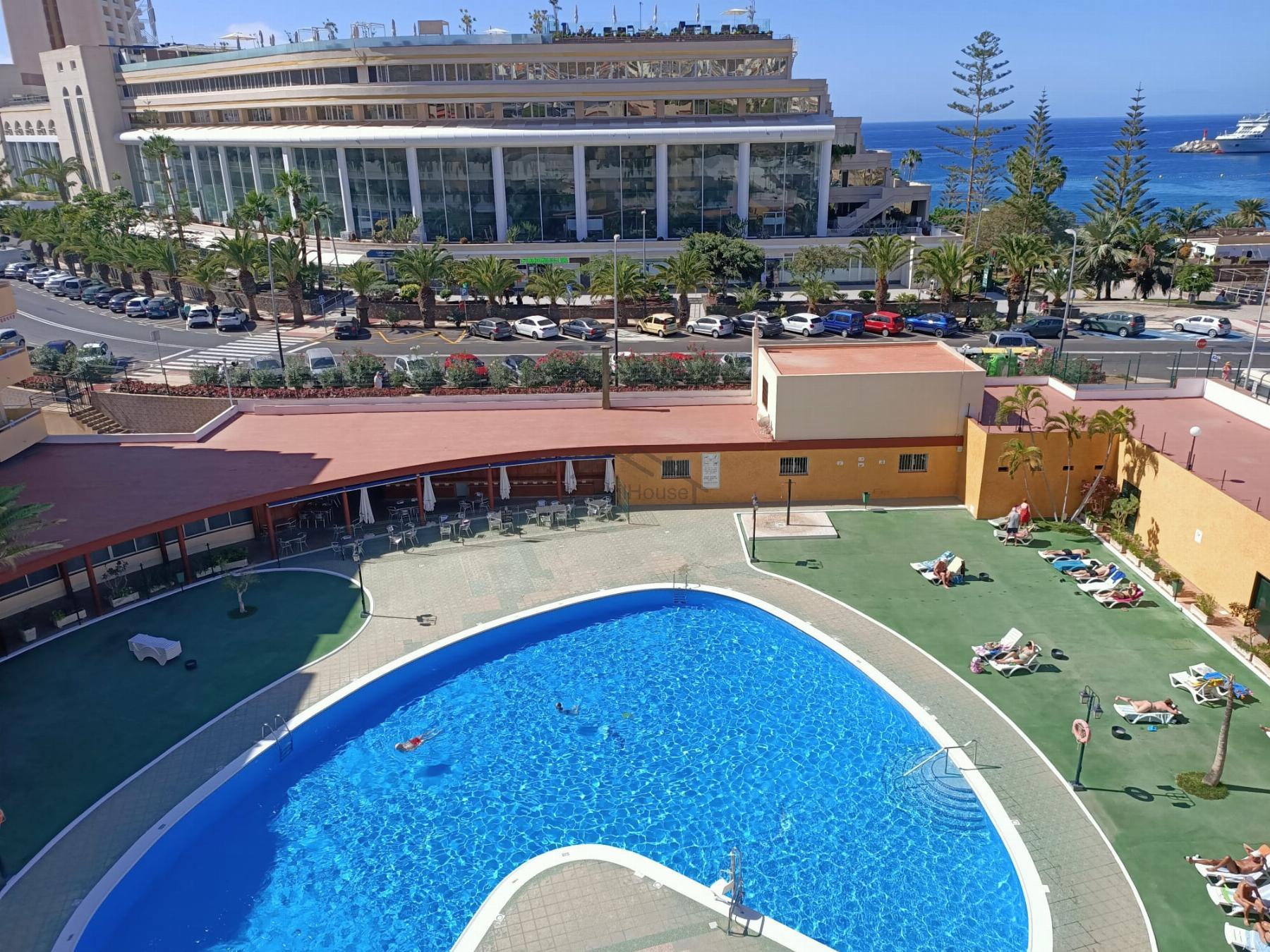 For sale of apartment in Los Cristianos