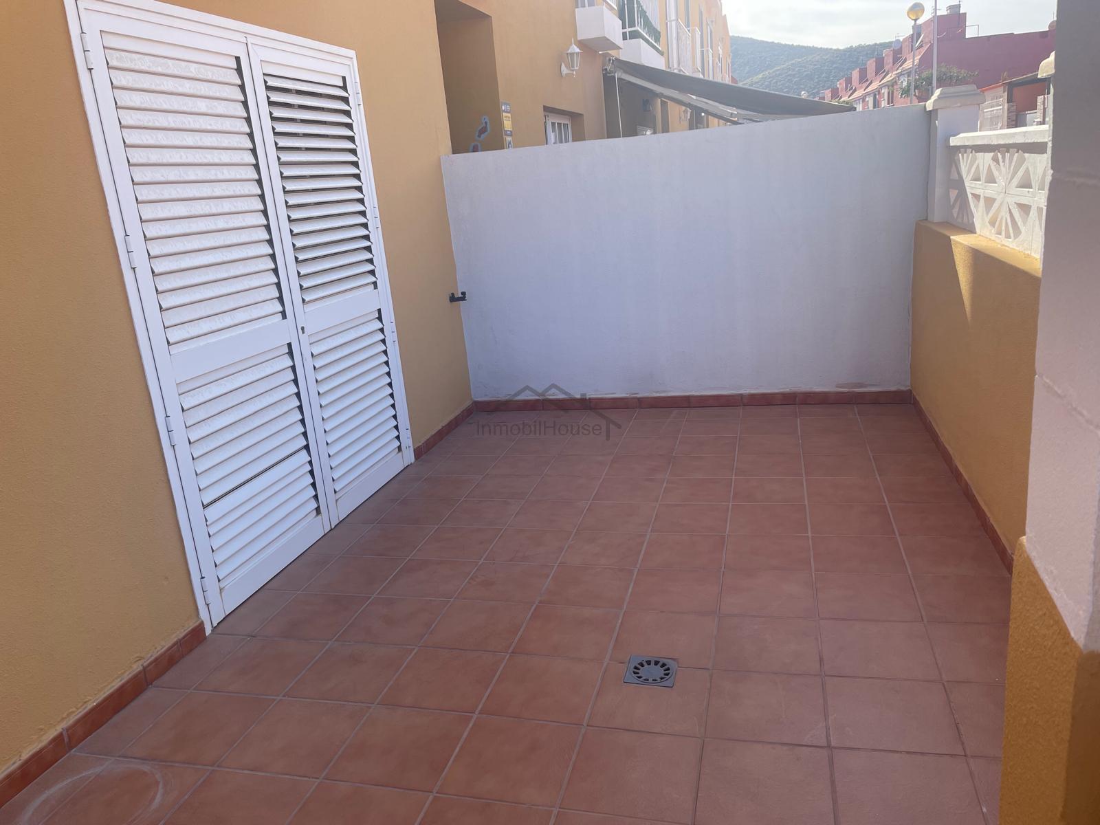 For sale of house in Granadilla de Abona