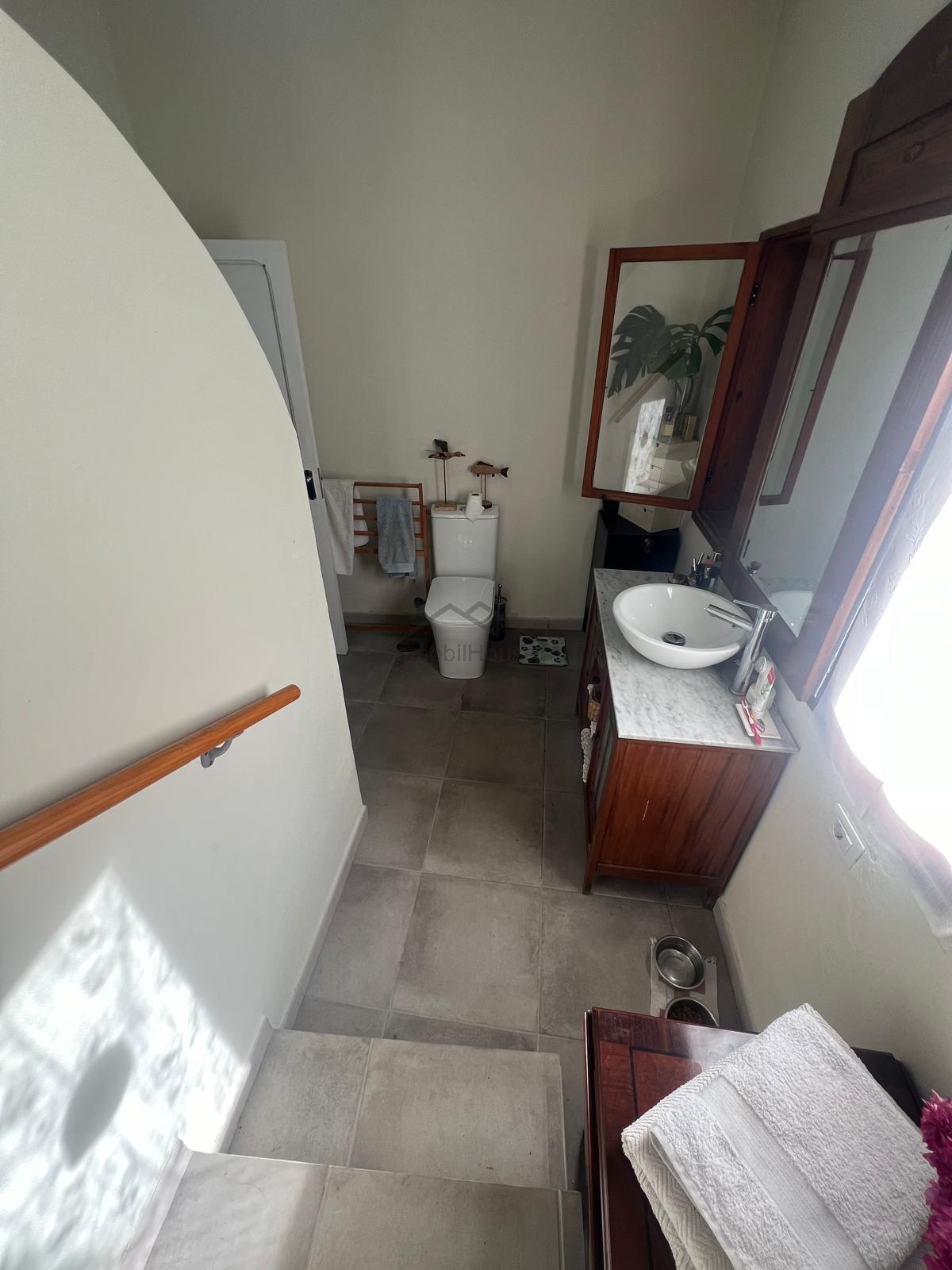 Til salg fra hus i Arafo