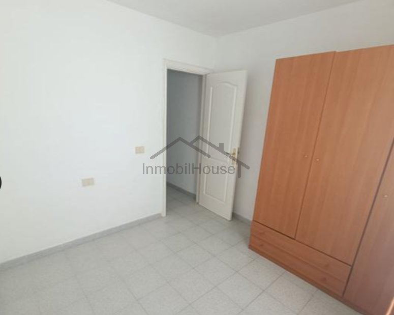Salgai  apartamentu  San Isidro de Abona