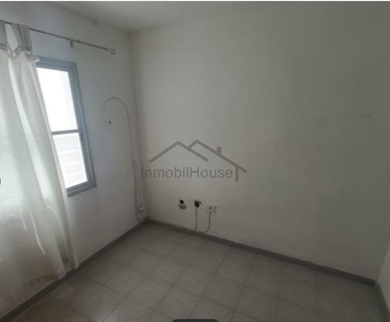 Salgai  apartamentu  San Isidro de Abona