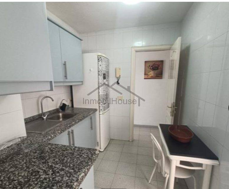 Salgai  apartamentu  San Isidro de Abona