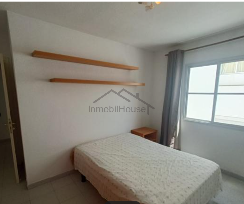 Salgai  apartamentu  San Isidro de Abona