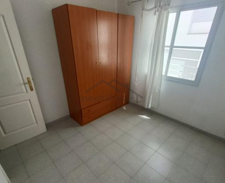 Salgai  apartamentu  San Isidro de Abona