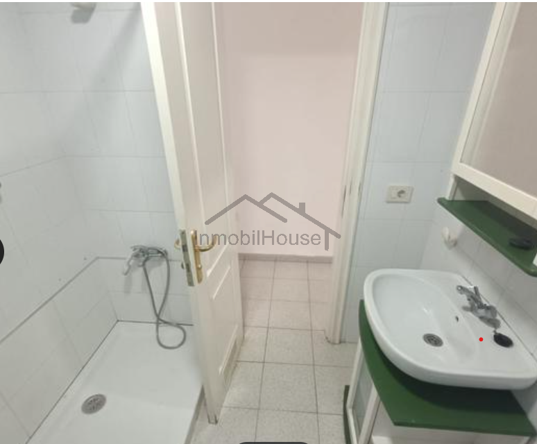 Salgai  apartamentu  San Isidro de Abona