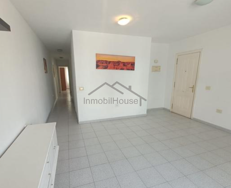 Salgai  apartamentu  San Isidro de Abona