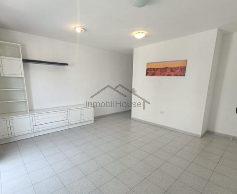 Salgai  apartamentu  San Isidro de Abona