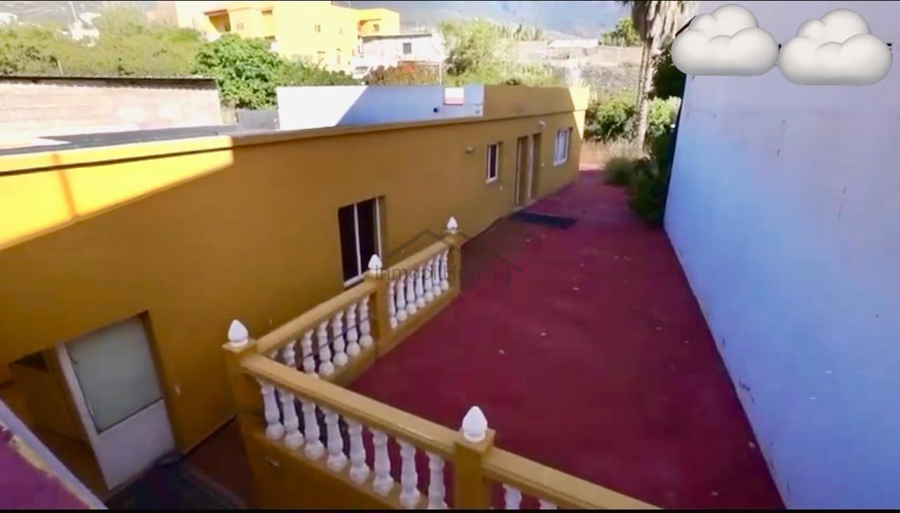 Venda de edifício em Güímar
