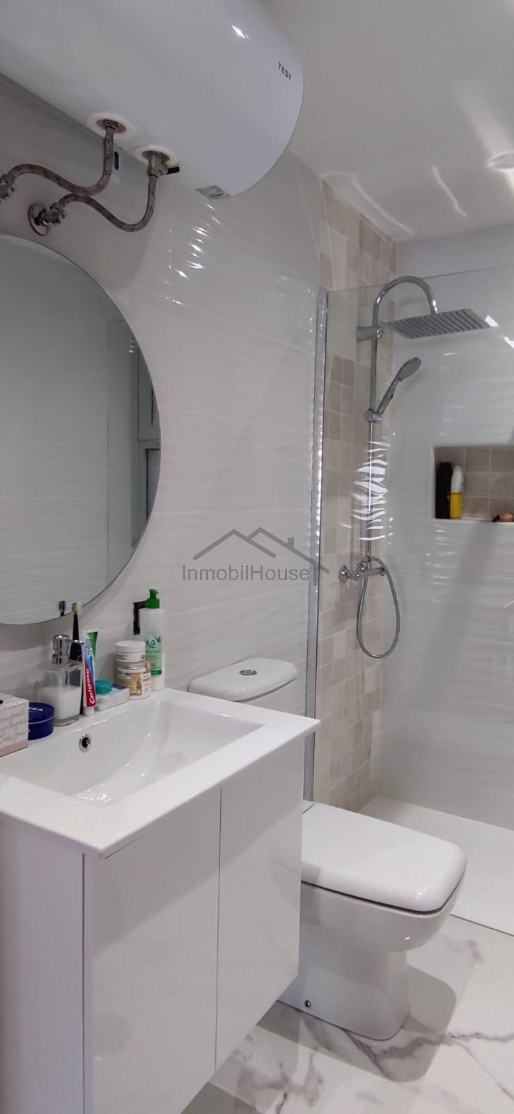 De vânzare din apartament în Arona
