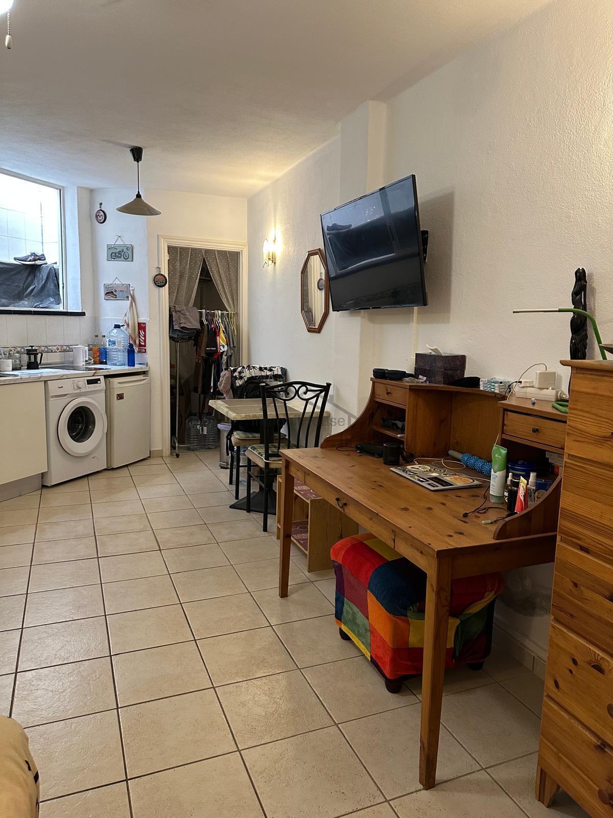 Venta de estudio en Los Cristianos