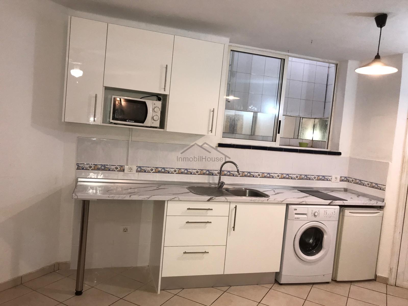 Venta de estudio en Los Cristianos