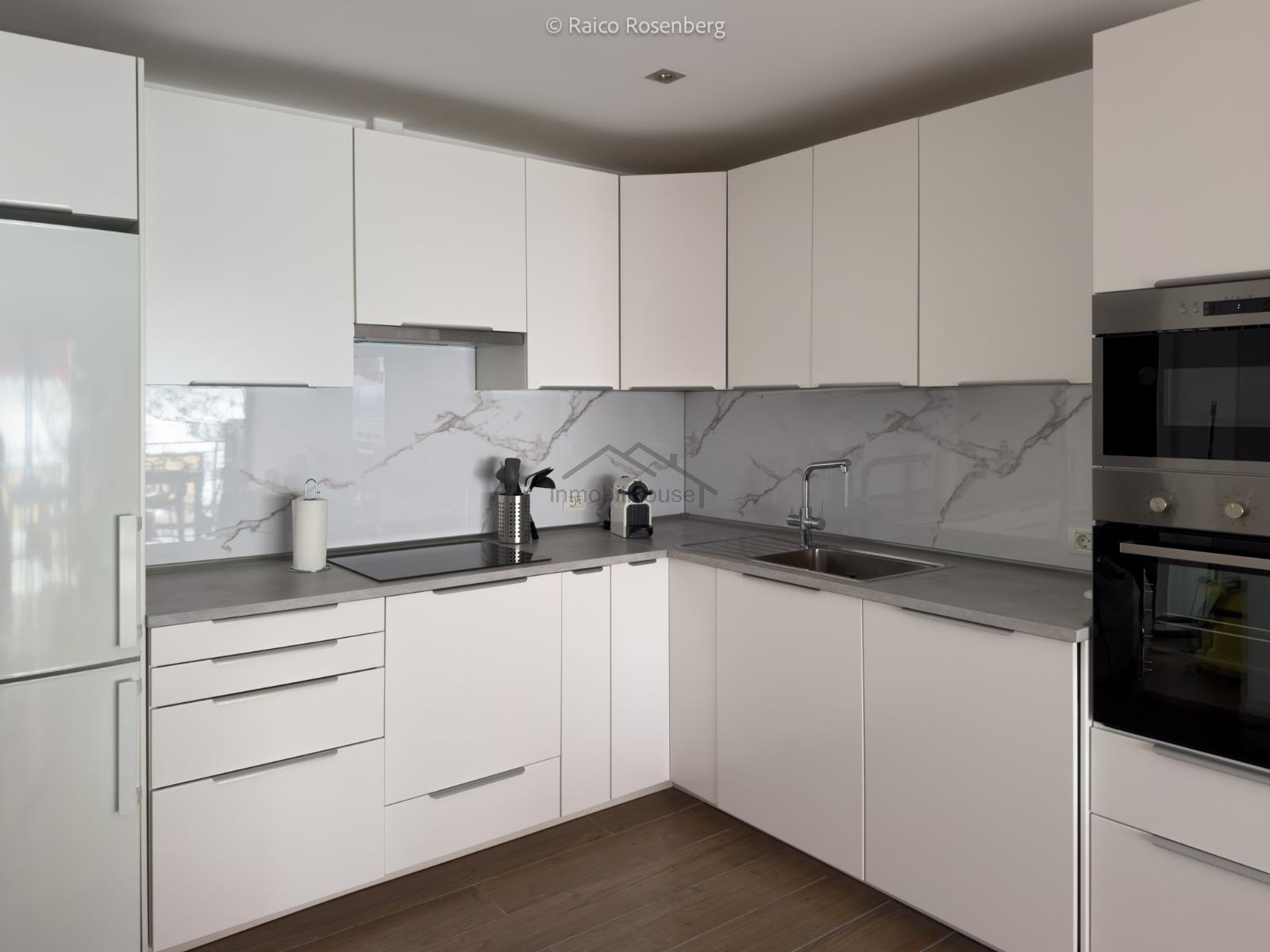 For sale of apartment in Los Cristianos