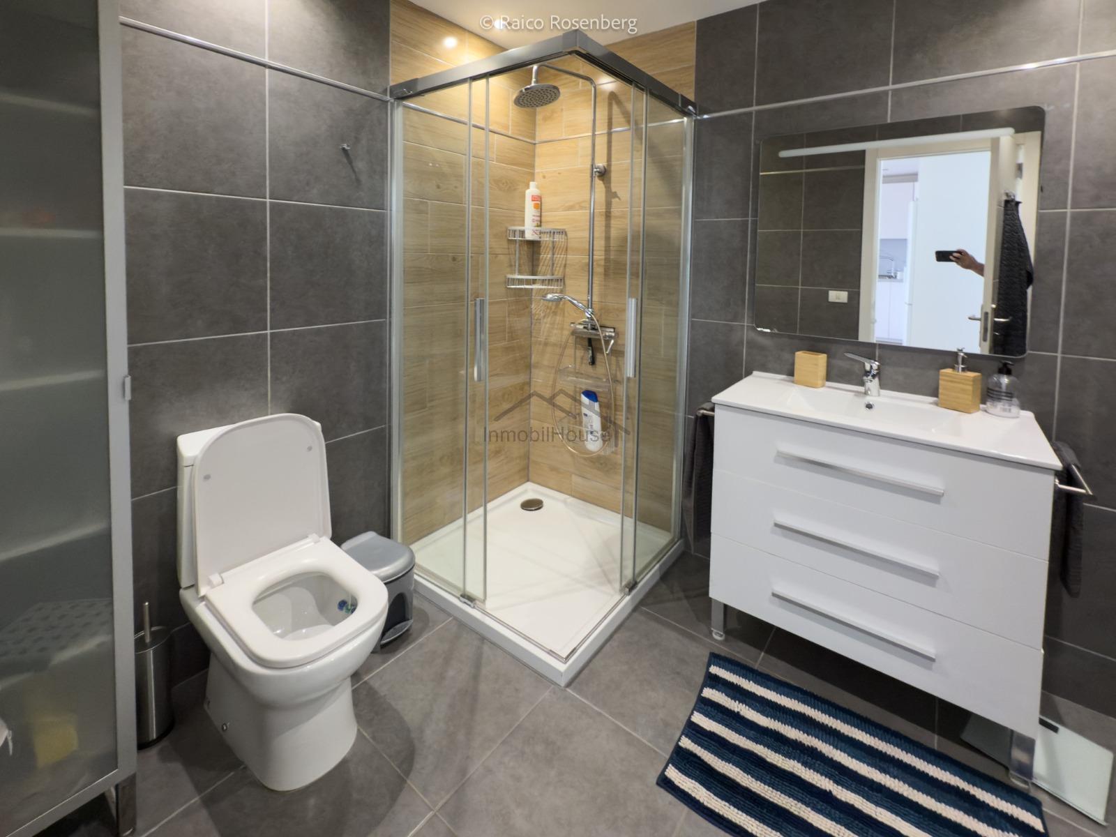 For sale of apartment in Los Cristianos