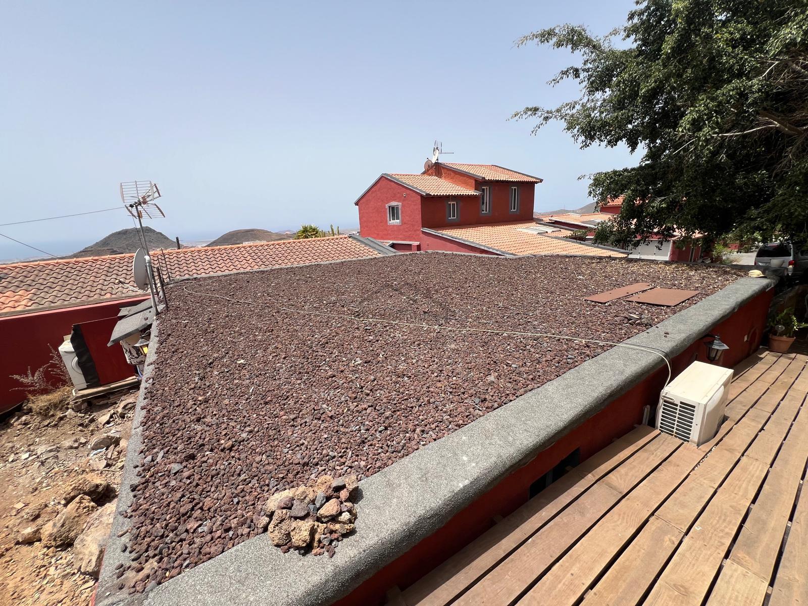 For sale of house in Arona