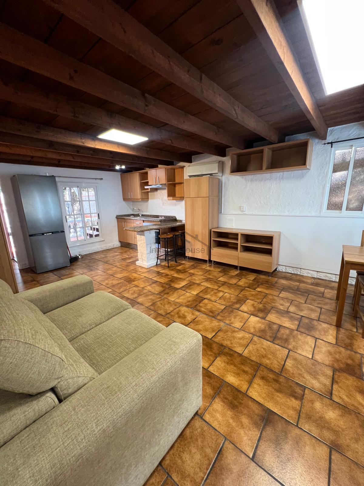 For sale of house in Arona