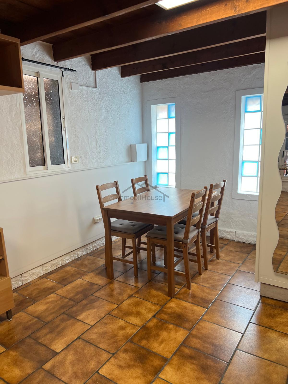 For sale of house in Arona