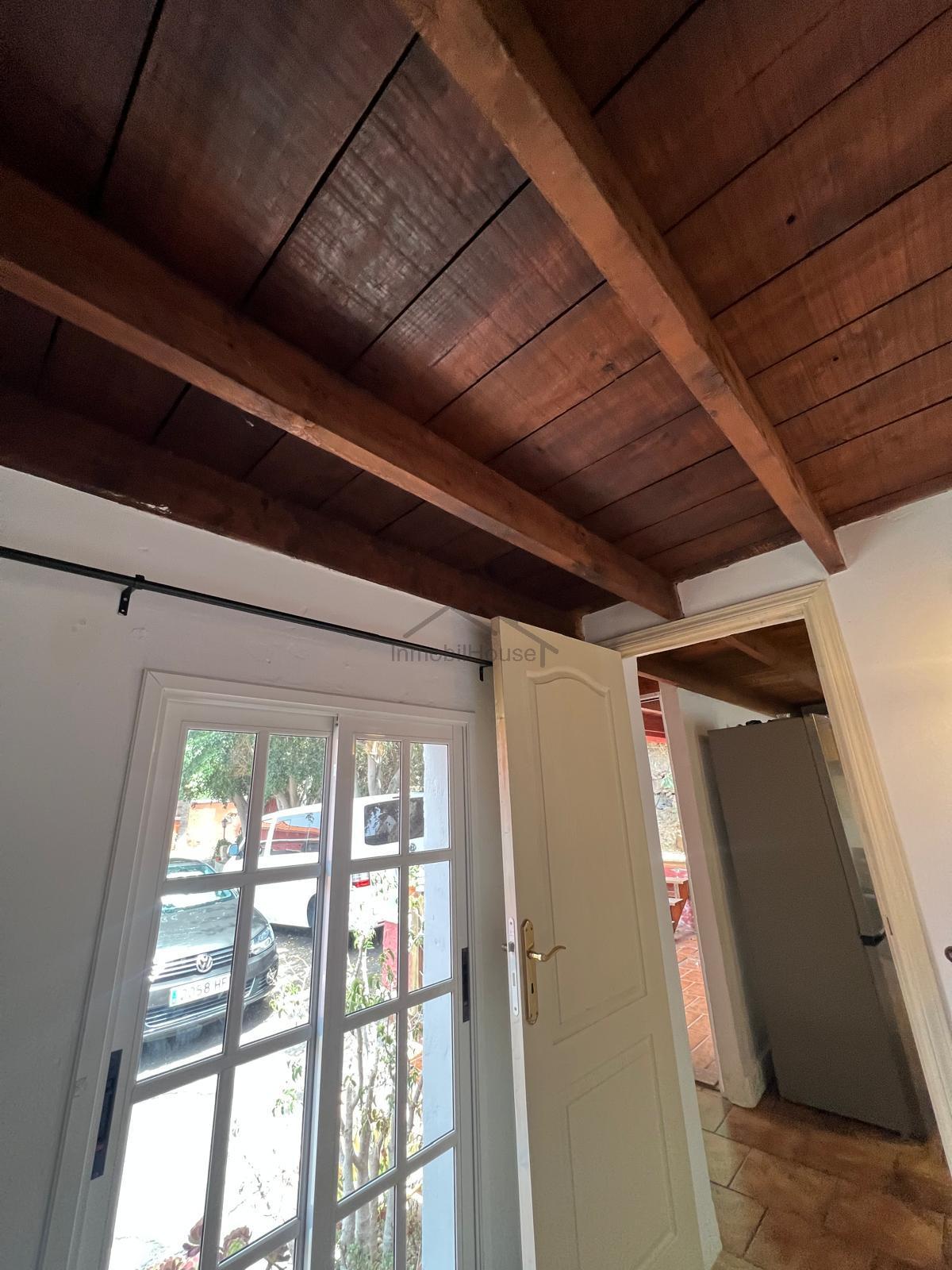 For sale of house in Arona