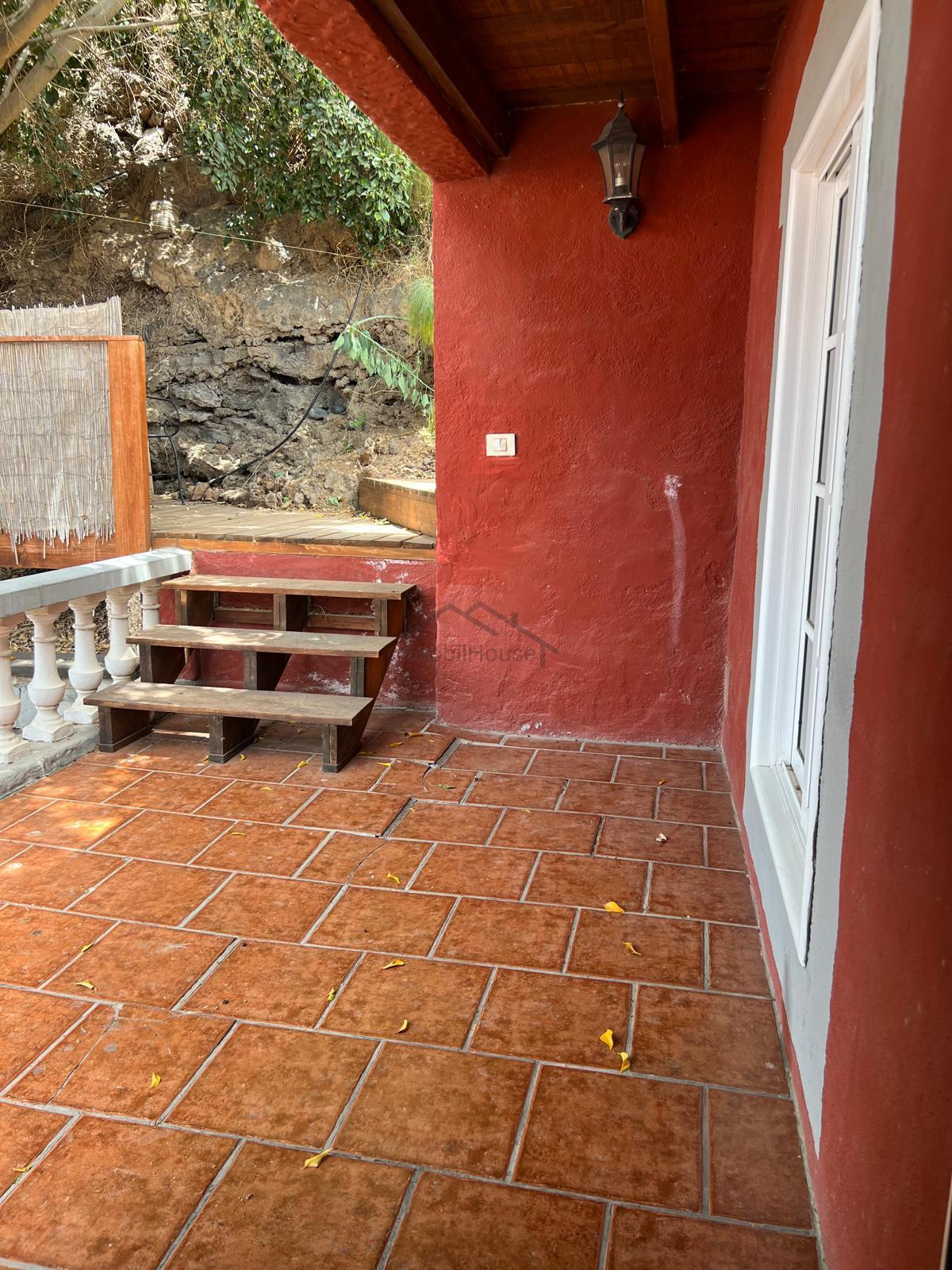 For sale of house in Arona