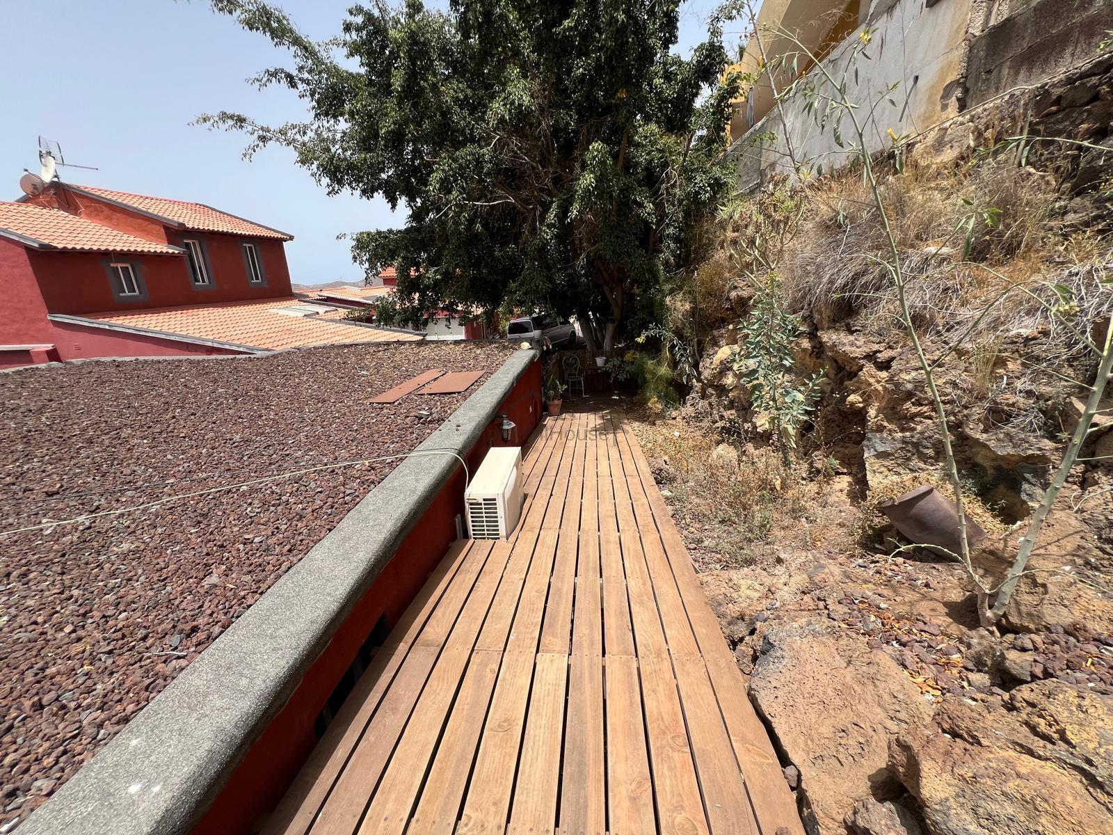 For sale of house in Arona