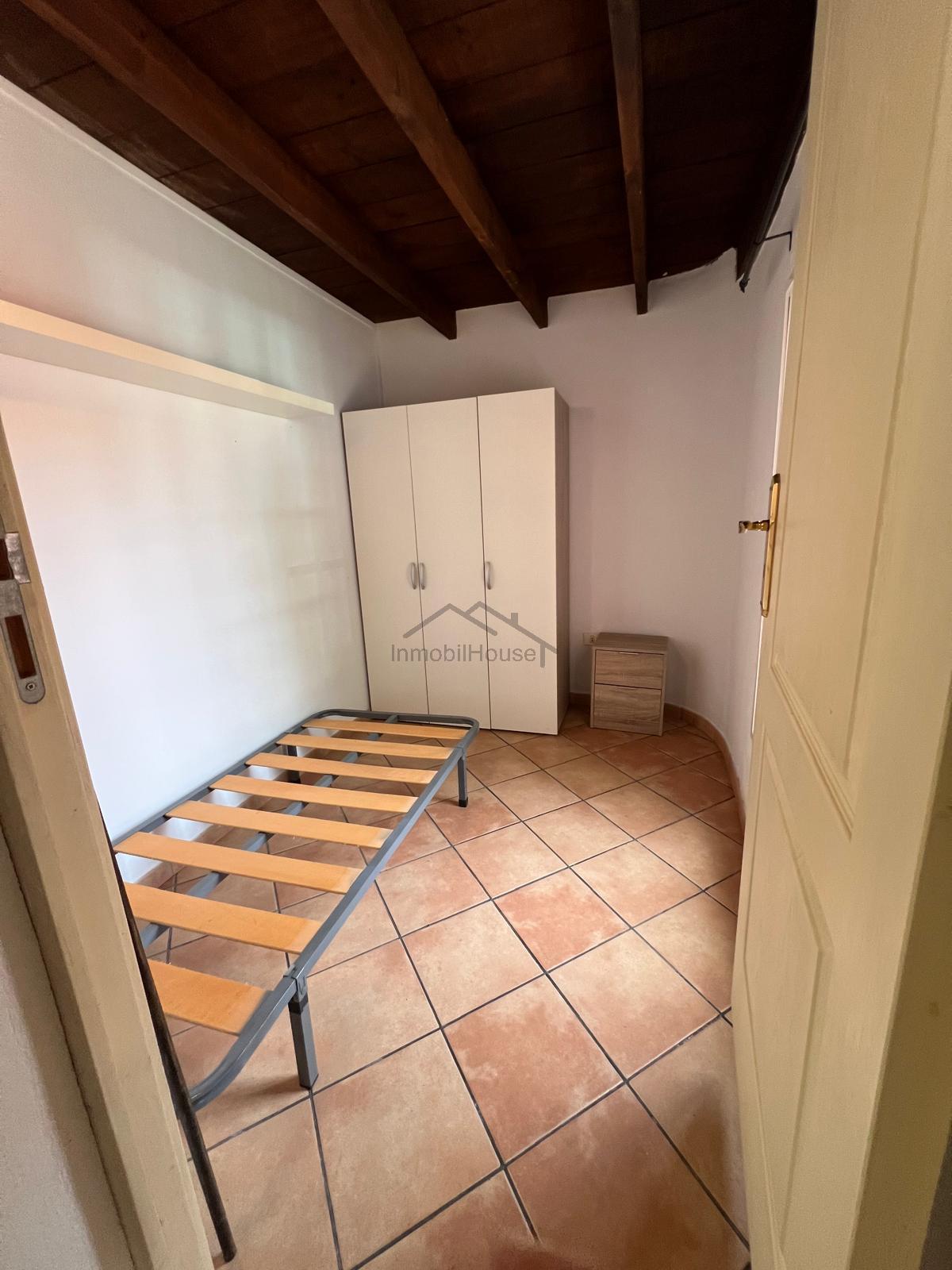 For sale of house in Arona