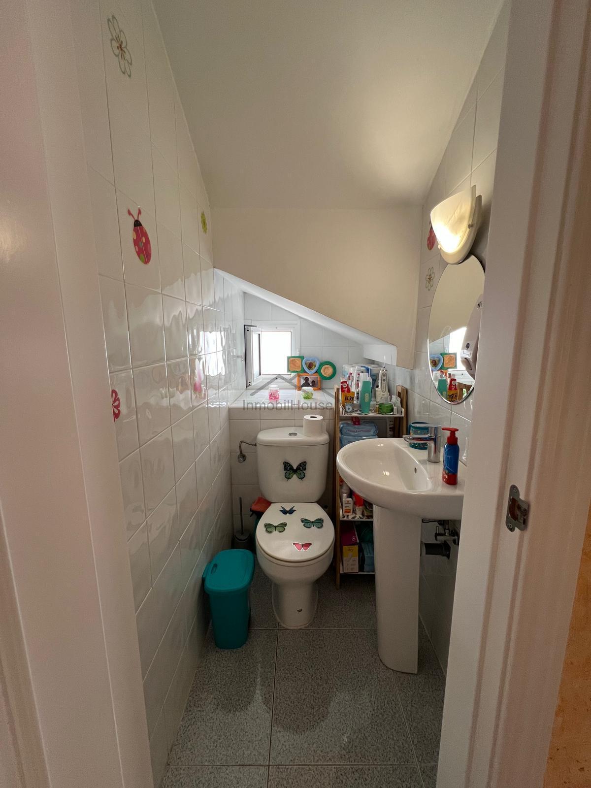 For sale of house in Arico