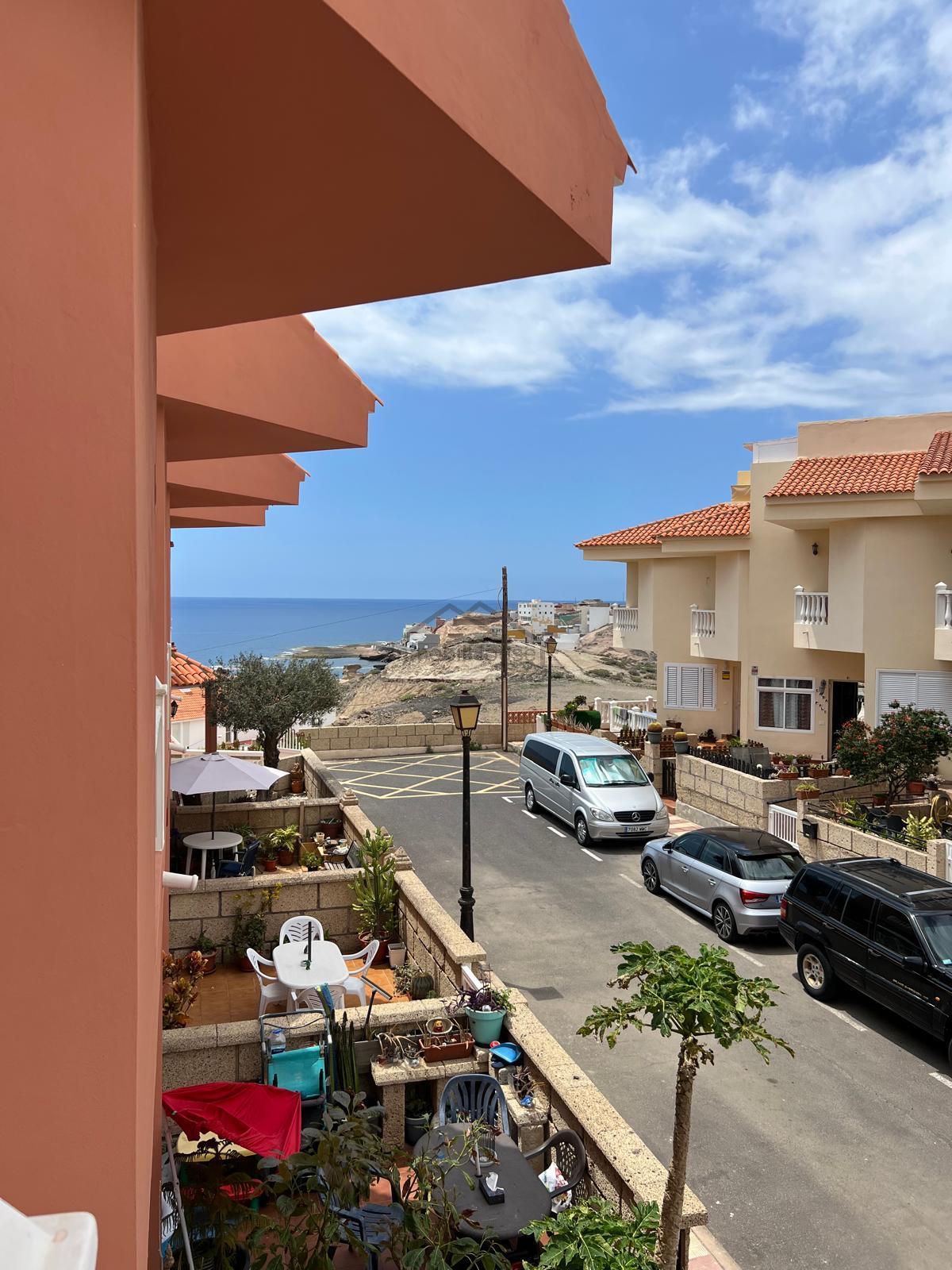 For sale of house in Arico