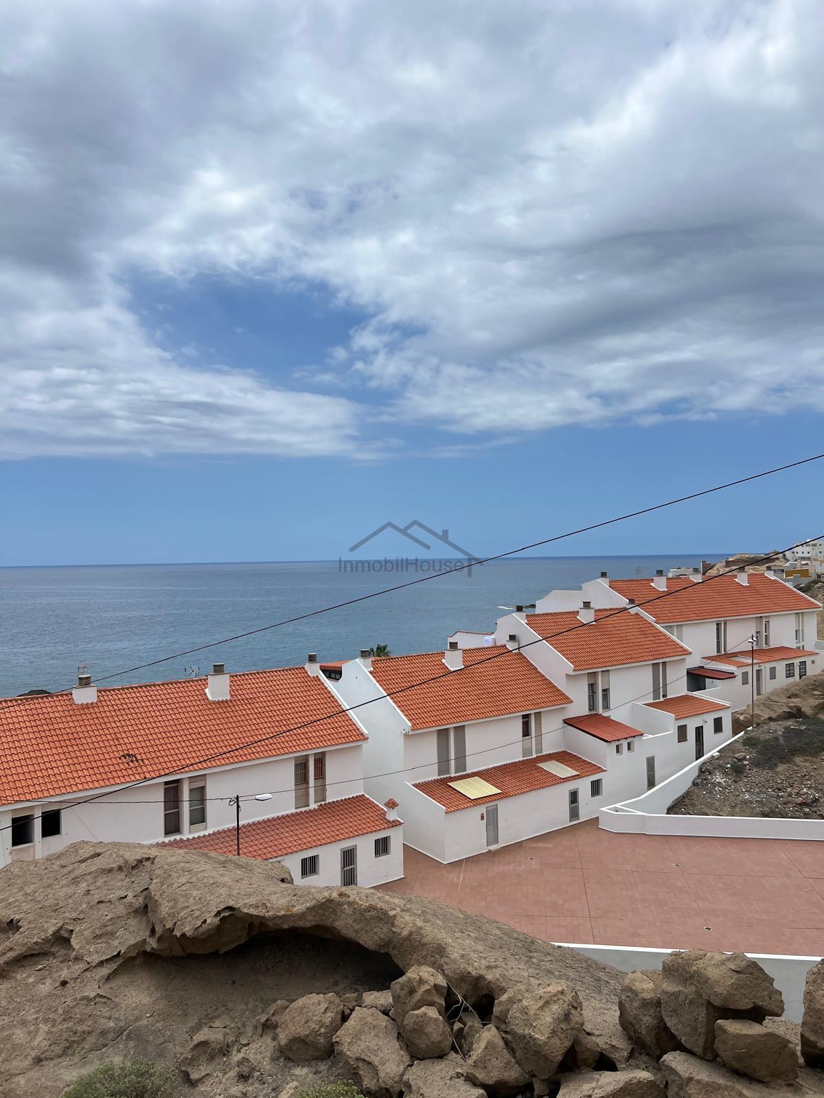 For sale of house in Arico