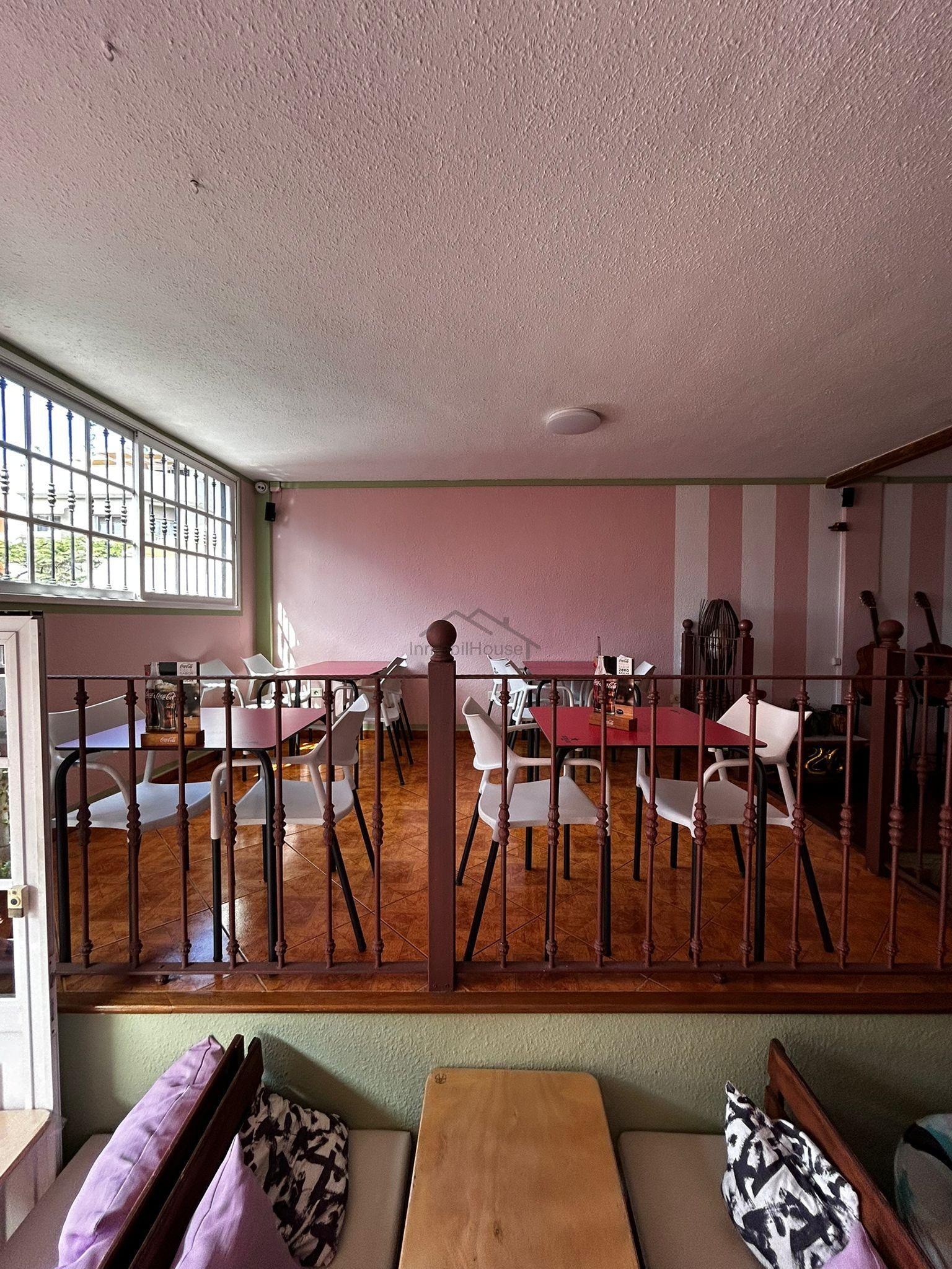 For share of premises in Guía de Isora
