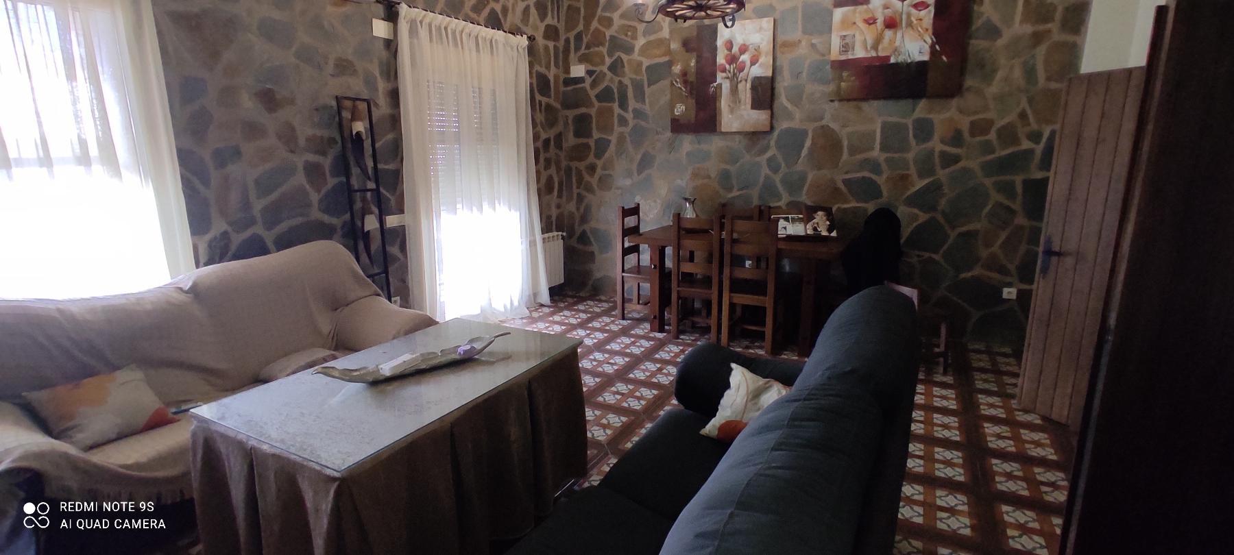 For sale of house in Arroyo de San Serván