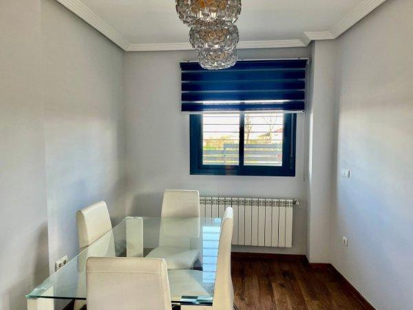 For sale of chalet in Mérida