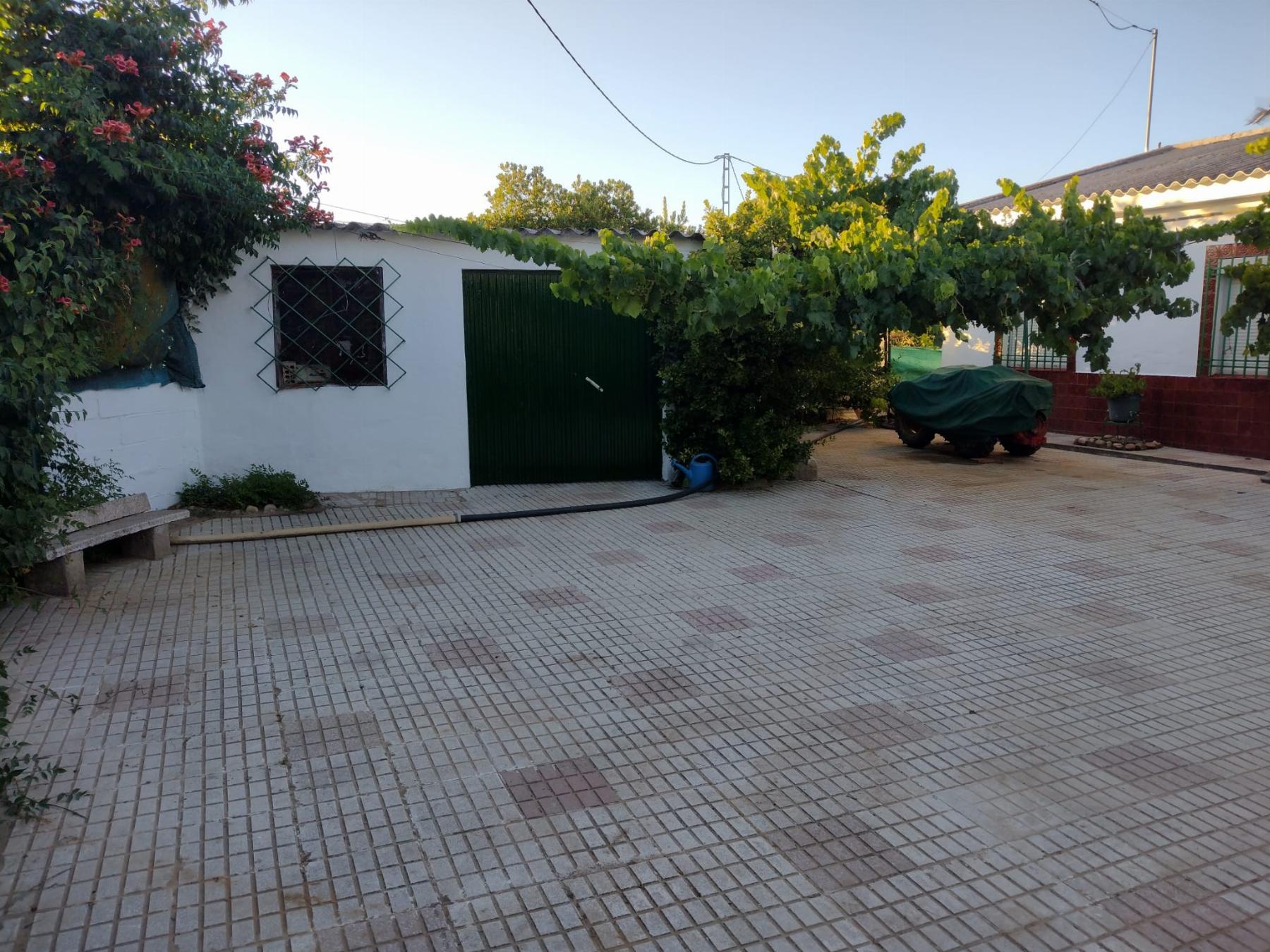 For sale of chalet in Mérida