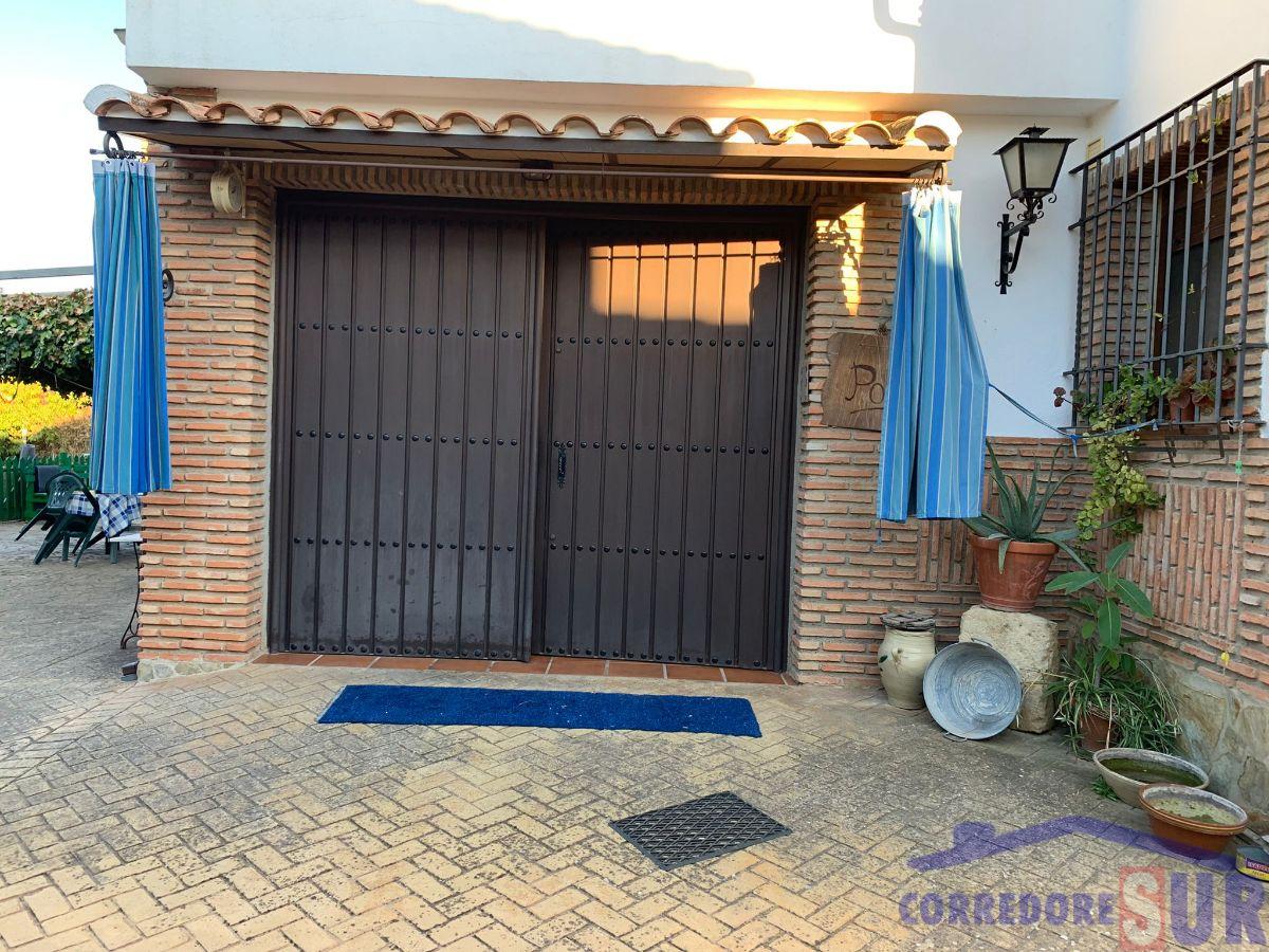 For sale of chalet in Córdoba